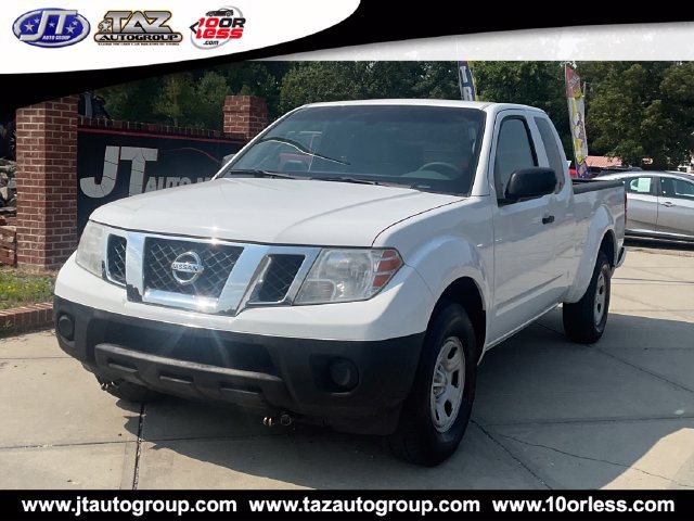 Used 2010 Nissan Frontier XE w/ XE Preferred Pkg RWD image 3