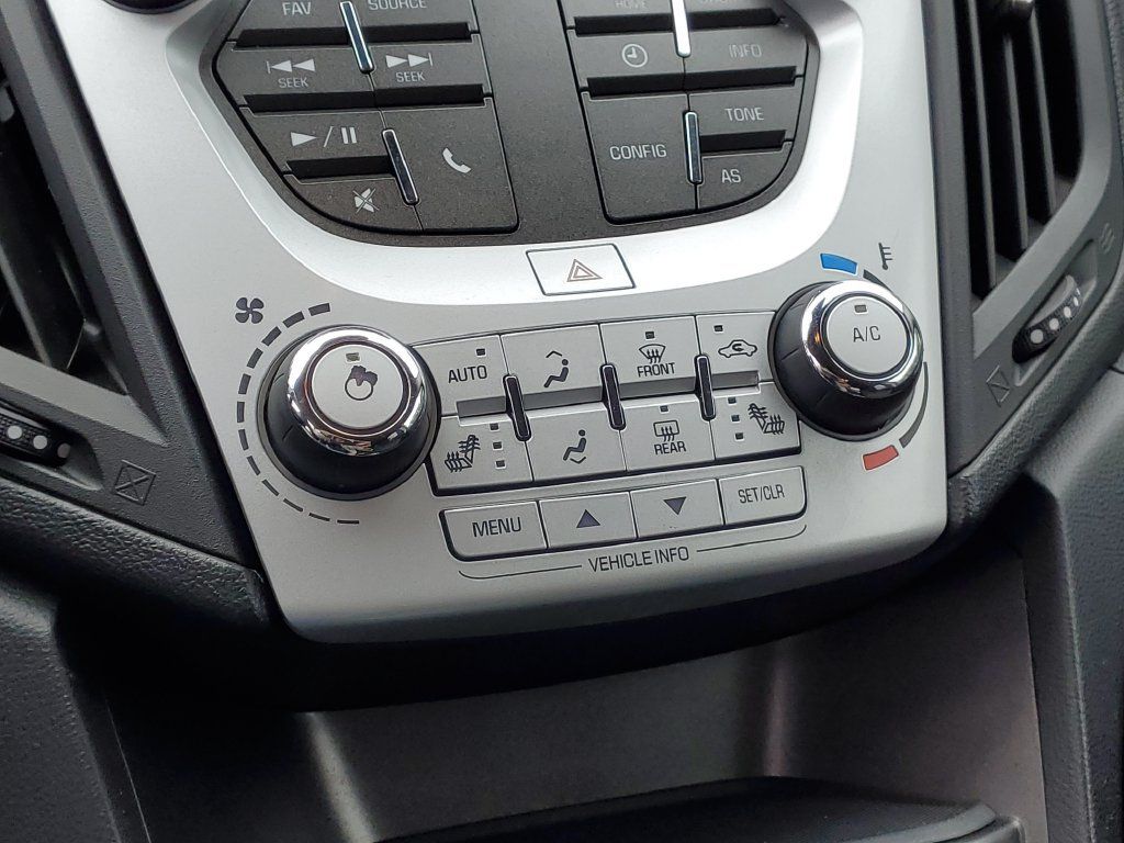 Used 2017 Chevrolet Equinox LT w/ Convenience Package FWD image 16
