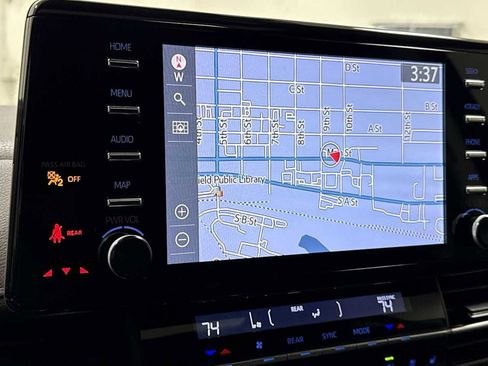 Certified 2021 Toyota Sienna Platinum image 20