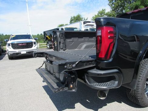 Certified 2024 GMC Sierra 2500 Denali w/ Denali Reserve Package AWD/4WD image 39