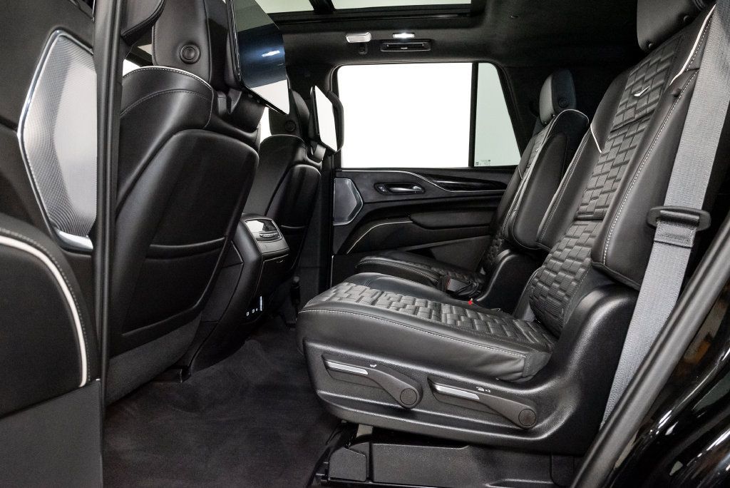 Used 2023 Cadillac Escalade V AWD/4WD image 33