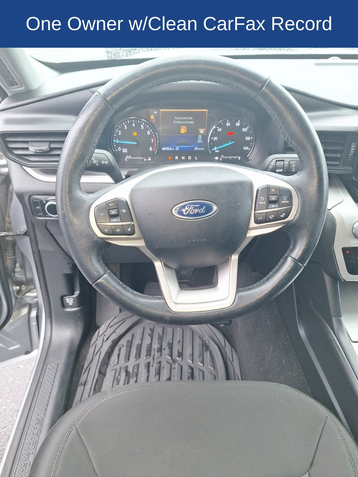 Used 2024 Ford Explorer XLT RWD image 15
