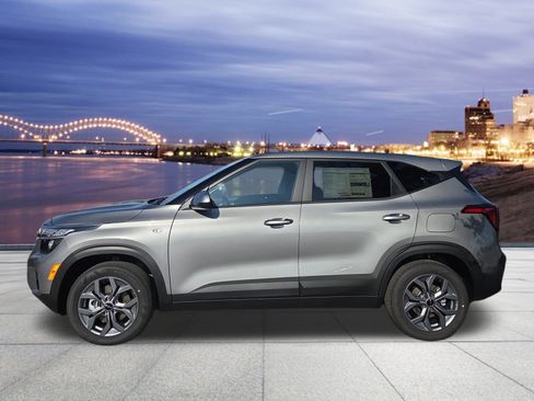 New 2026 Kia Seltos LX image 2