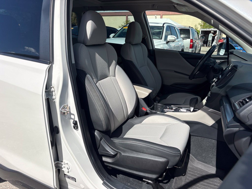 Used 2022 Subaru Forester Premium AWD/4WD image 20