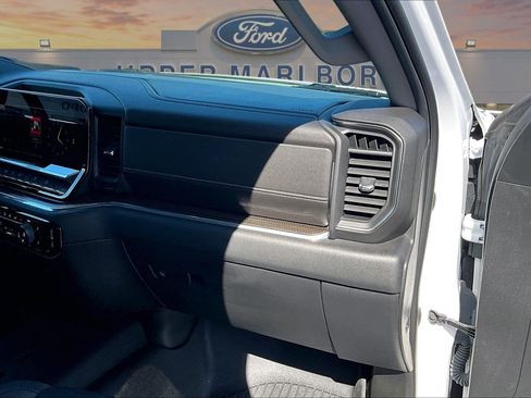 Used 2023 Chevrolet Silverado 1500 RST AWD/4WD image 17