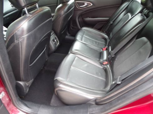 Used 2016 Chrysler 200 C w/ Premium Group FWD image 31