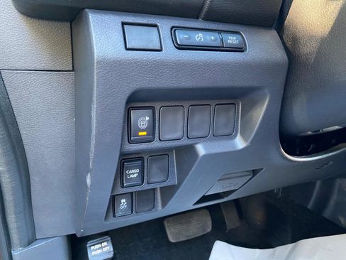 Used 2022 Nissan Frontier S w/ Technology Package image 53