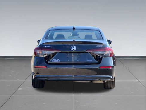 Certified 2025 Honda Civic Sport Touring image 5
