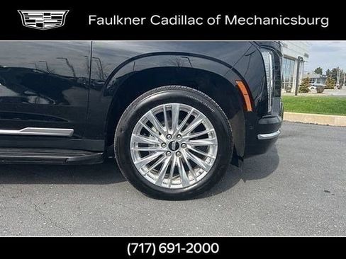 Used 2025 Cadillac Escalade Premium Luxury AWD/4WD image 66