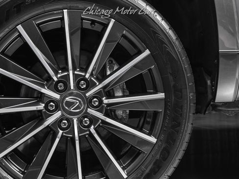 Used 2025 Lexus GX 550 w/ Cold Area Package image 54