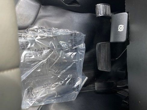 Used 2021 Chevrolet Express 2500 w/ Driver Convenience Package image 39