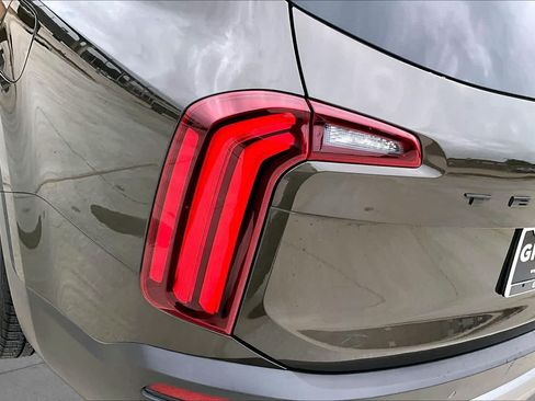 Used 2020 Kia Telluride EX w/ EX Premium Package FWD image 27