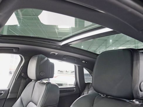 Used 2016 Porsche Macan S AWD/4WD image 27