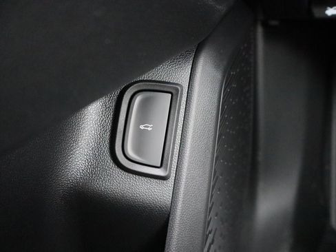 New 2026 Chevrolet Equinox ACTIV image 19