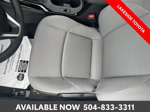 Certified 2025 Toyota Corolla SE FWD image 30