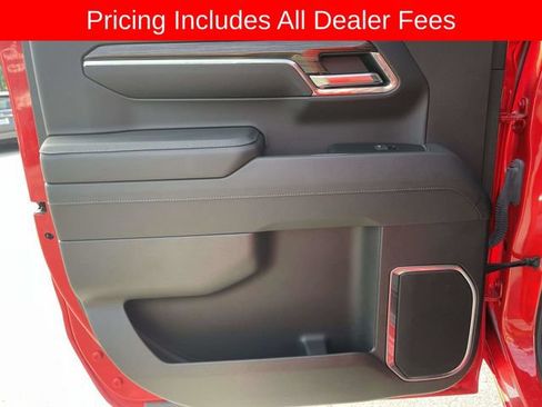 Used 2024 Chevrolet Silverado 1500 LT w/ Safety Package AWD/4WD image 18