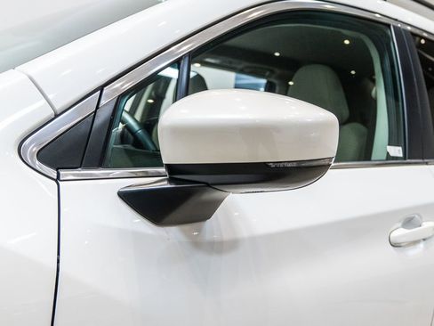 Used 2024 Subaru Ascent Premium w/ Convenience Package image 12