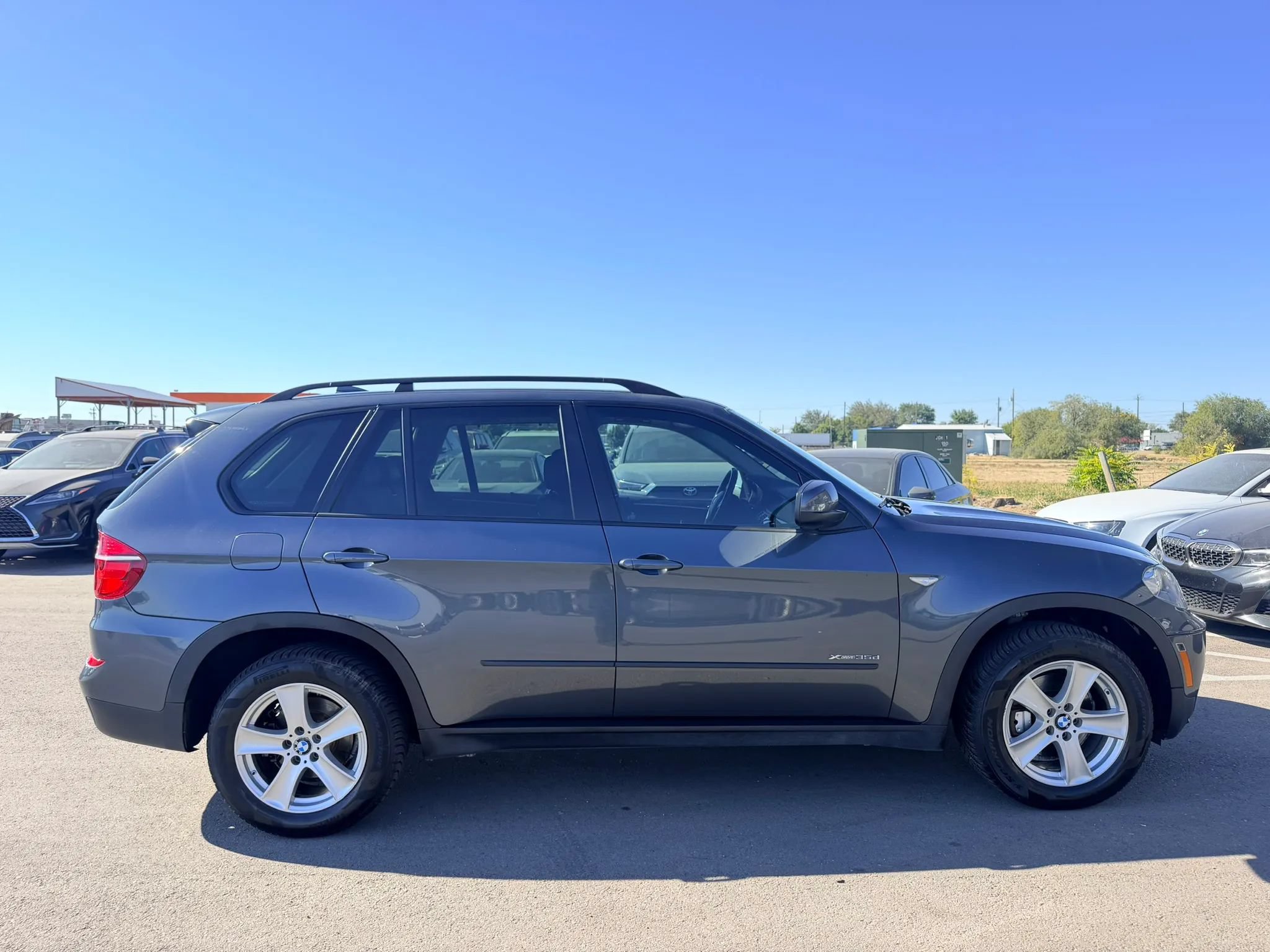 Used 2011 BMW X5 xDrive35d AWD/4WD image 7