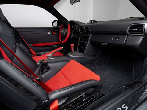 Used 2011 Porsche 911 GT2 RS image 31