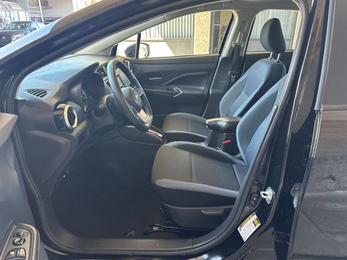 Used 2025 Nissan Versa SV FWD image 20