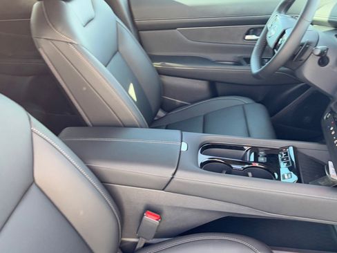 New 2025 Nissan Murano SV w/ Cargo Package image 12