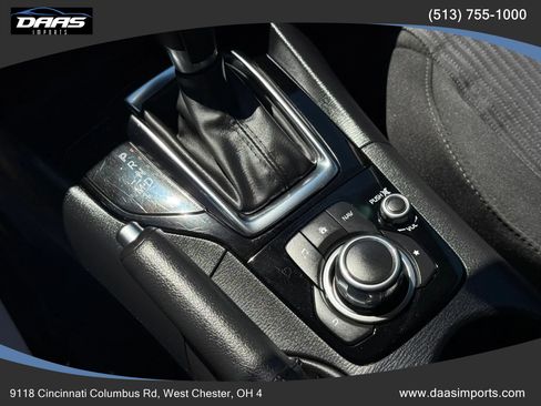 Used 2016 MAZDA MAZDA3 i Sport w/ Preferred Equipment Package FWD image 38