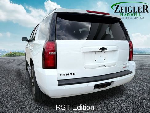 Used 2020 Chevrolet Tahoe Premier w/ RST 6.2L Performance Edition AWD/4WD image 4