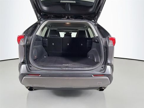 Used 2019 Toyota RAV4 Limited w/ Cold Weather Package FWD image 26