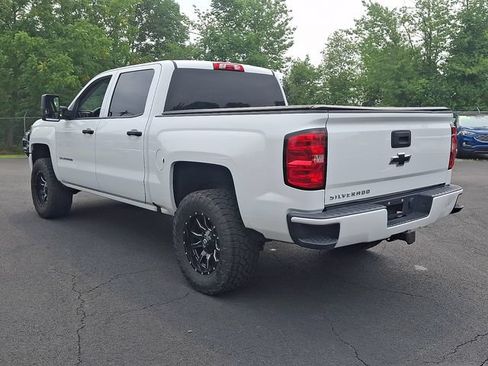 Used 2018 Chevrolet Silverado 1500 Custom w/ Custom Value Package AWD/4WD image 9
