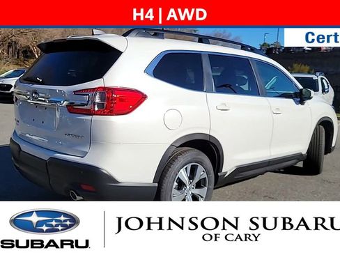 Used 2024 Subaru Ascent Premium w/ Convenience Package image 8