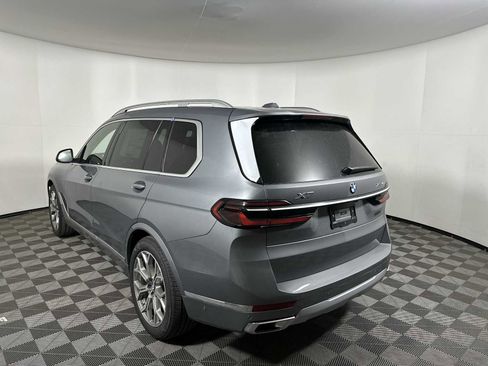 New 2026 BMW X7 xDrive40i image 3