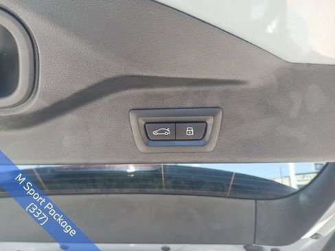 Used 2025 BMW X5 sDrive40i w/ M Sport Package RWD image 10