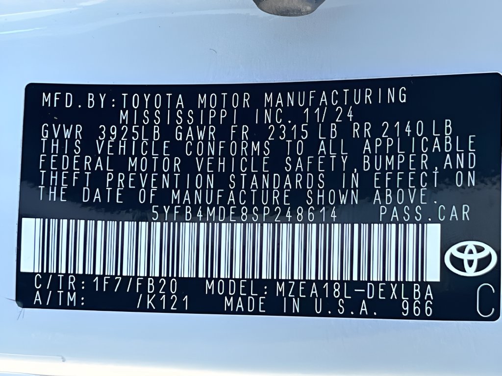 Used 2025 Toyota Corolla LE FWD image 29