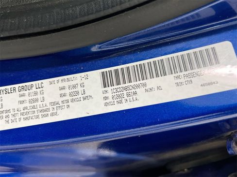 Used 2012 Dodge Avenger SE image 26