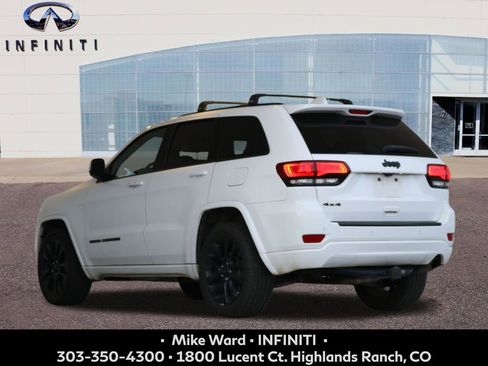 Used 2018 Jeep Grand Cherokee Altitude image 3