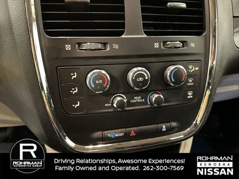 Used 2015 Dodge Grand Caravan SE w/ Quick Order Package 29E SE image 8