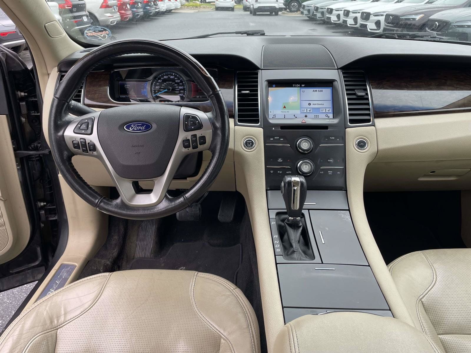 Used 2016 Ford Taurus Limited FWD image 4