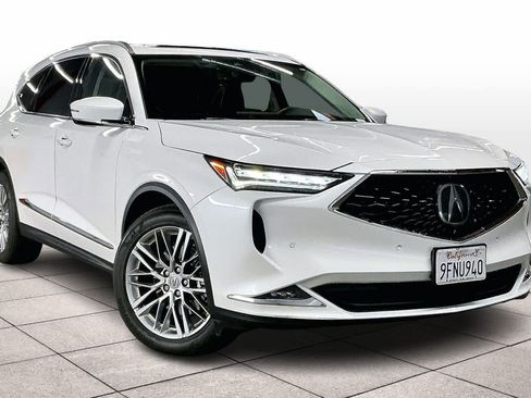 Used 2023 Acura MDX SH-AWD w/ Advance Package image 2