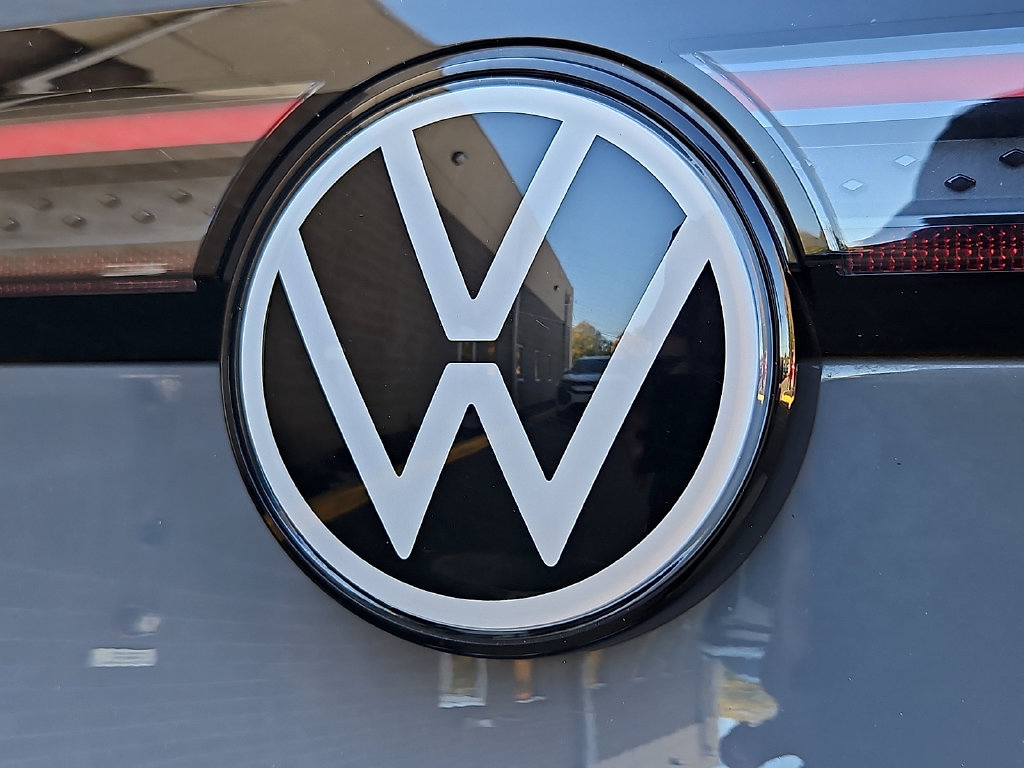Used 2024 Volkswagen ID.4 Pro S AWD/4WD image 33