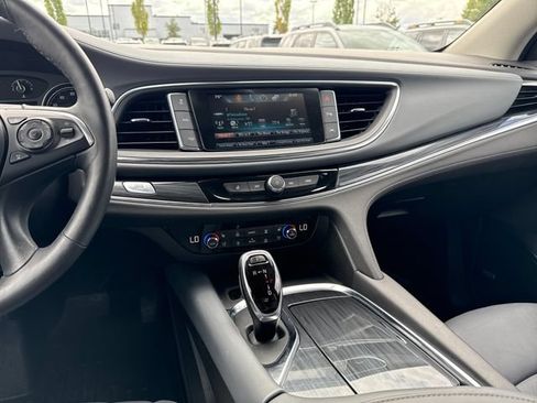 Used 2018 Buick Enclave Premium w/ Experience Buick Package AWD/4WD image 21