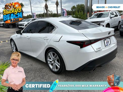 Used 2023 Lexus IS 300 w/ Comfort Package RWD image 5