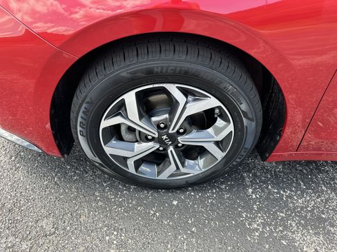 Used 2019 Kia Forte LXS FWD image 8