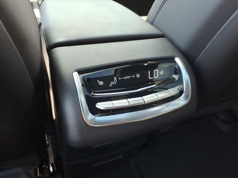 Certified 2024 Cadillac XT6 Premium Luxury w/ LPO, Floor Liner Package image 21