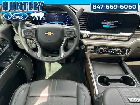 Used 2024 Chevrolet Silverado 3500 High Country w/ High Country Premium Package image 11