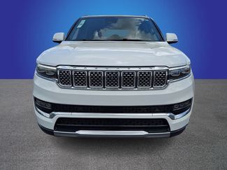 Used 2022 Jeep Grand Wagoneer Series III w/ Flexible Seating Group AWD/4WD video 2
