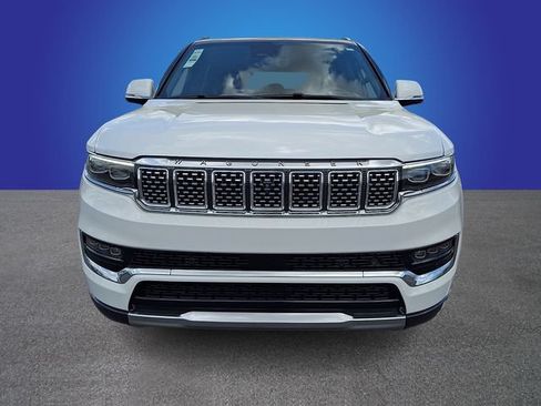 Used 2022 Jeep Grand Wagoneer Series III w/ Flexible Seating Group AWD/4WD image 2