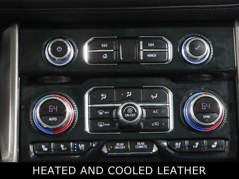 Used 2023 GMC Yukon XL Denali AWD/4WD image 21