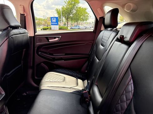Used 2024 Ford Edge Titanium AWD/4WD image 21
