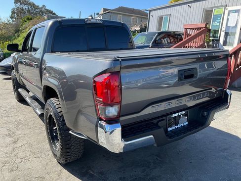 Used 2019 Toyota Tacoma SR5 image 80
