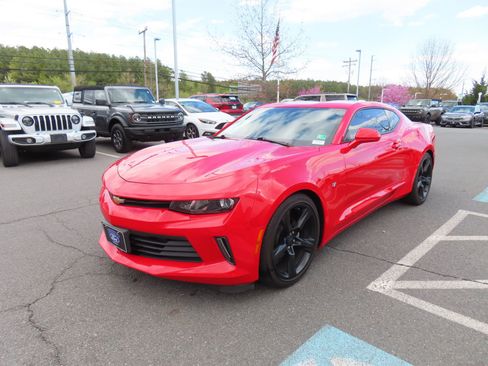 Used 2018 Chevrolet Camaro LT image 3